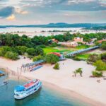 Iguazu Falls & Triple Frontier Experience barco de passeio